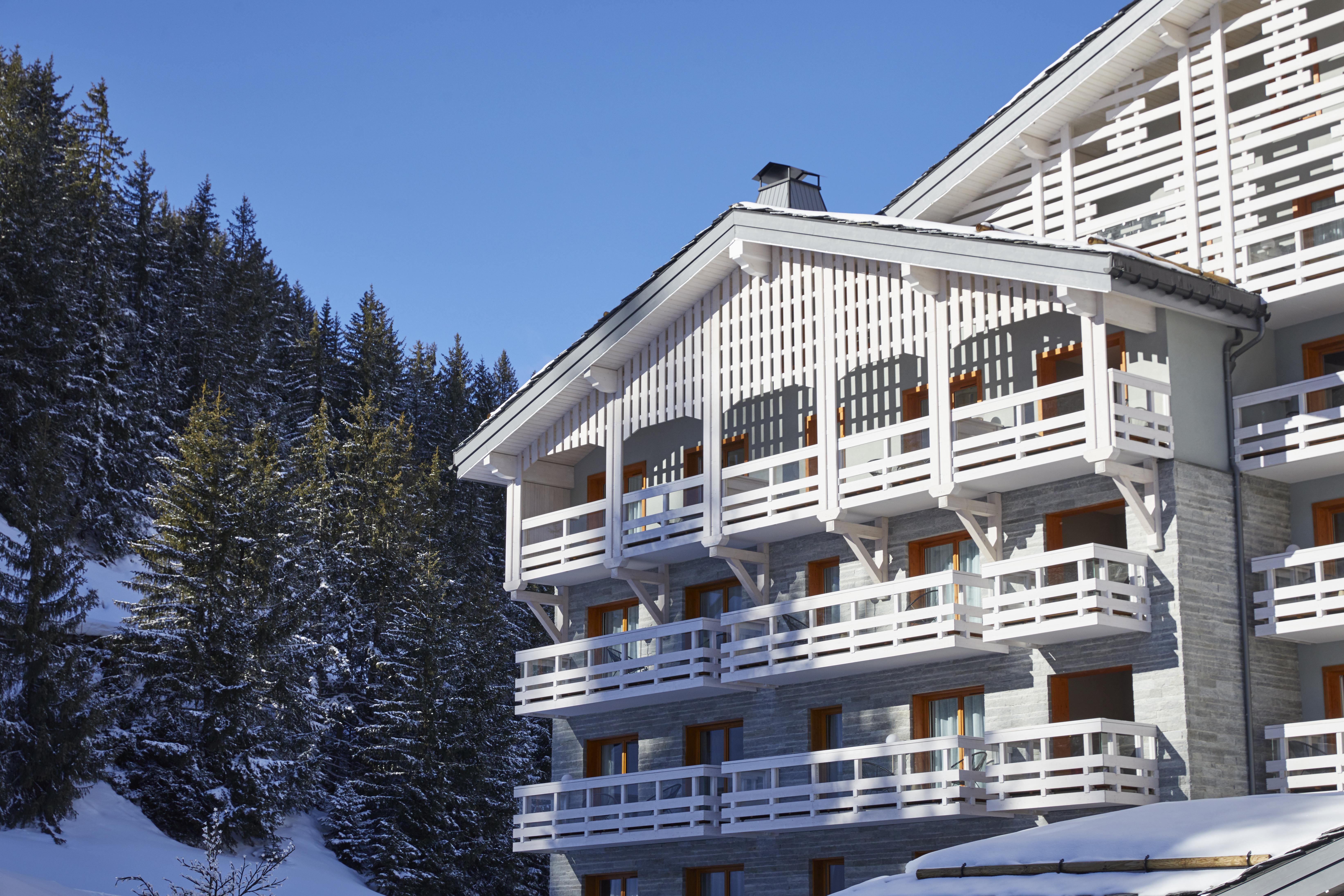 Ecrin Blanc Resort Courchevel - Aquapark Экстерьер фото