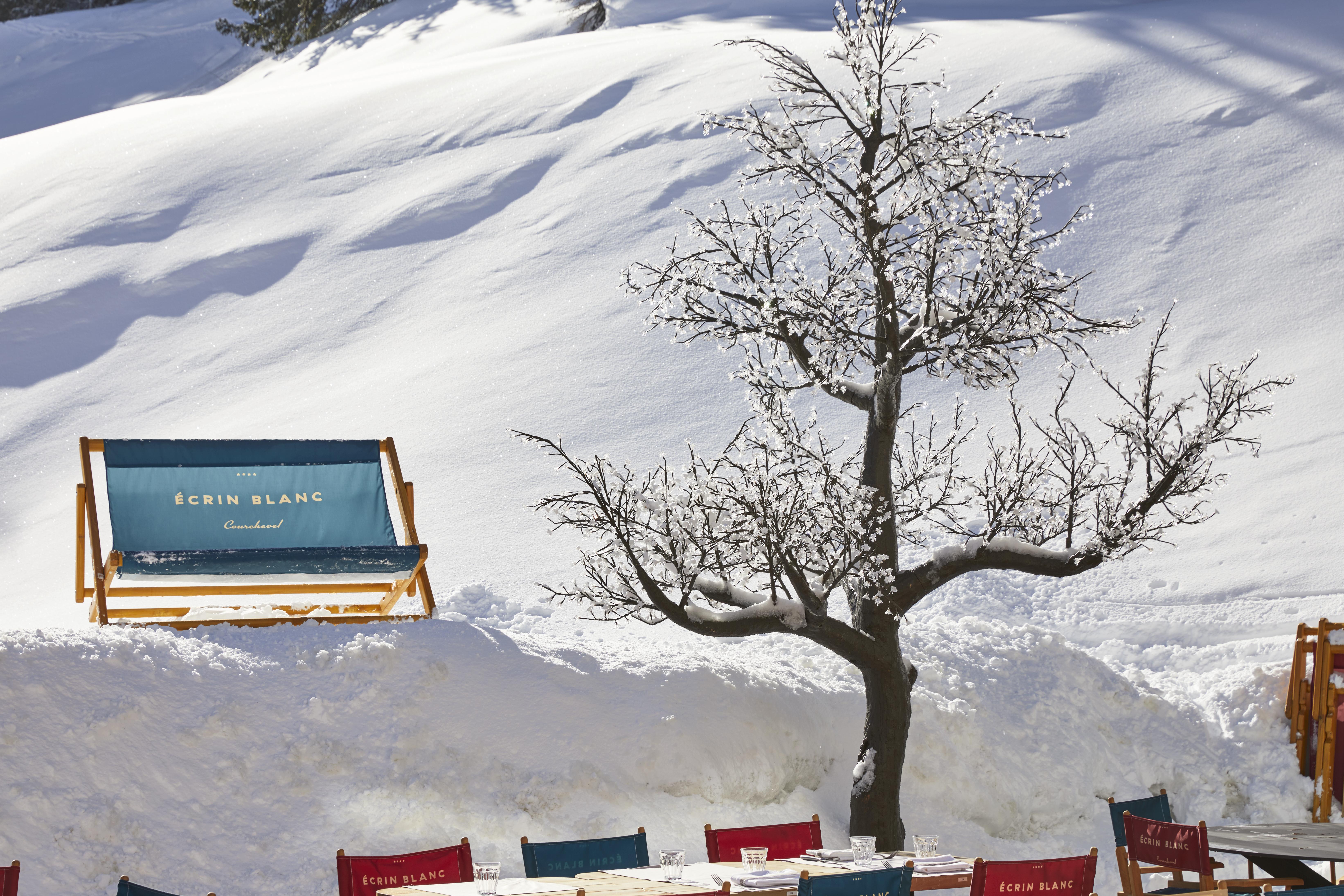Ecrin Blanc Resort Courchevel - Aquapark Экстерьер фото