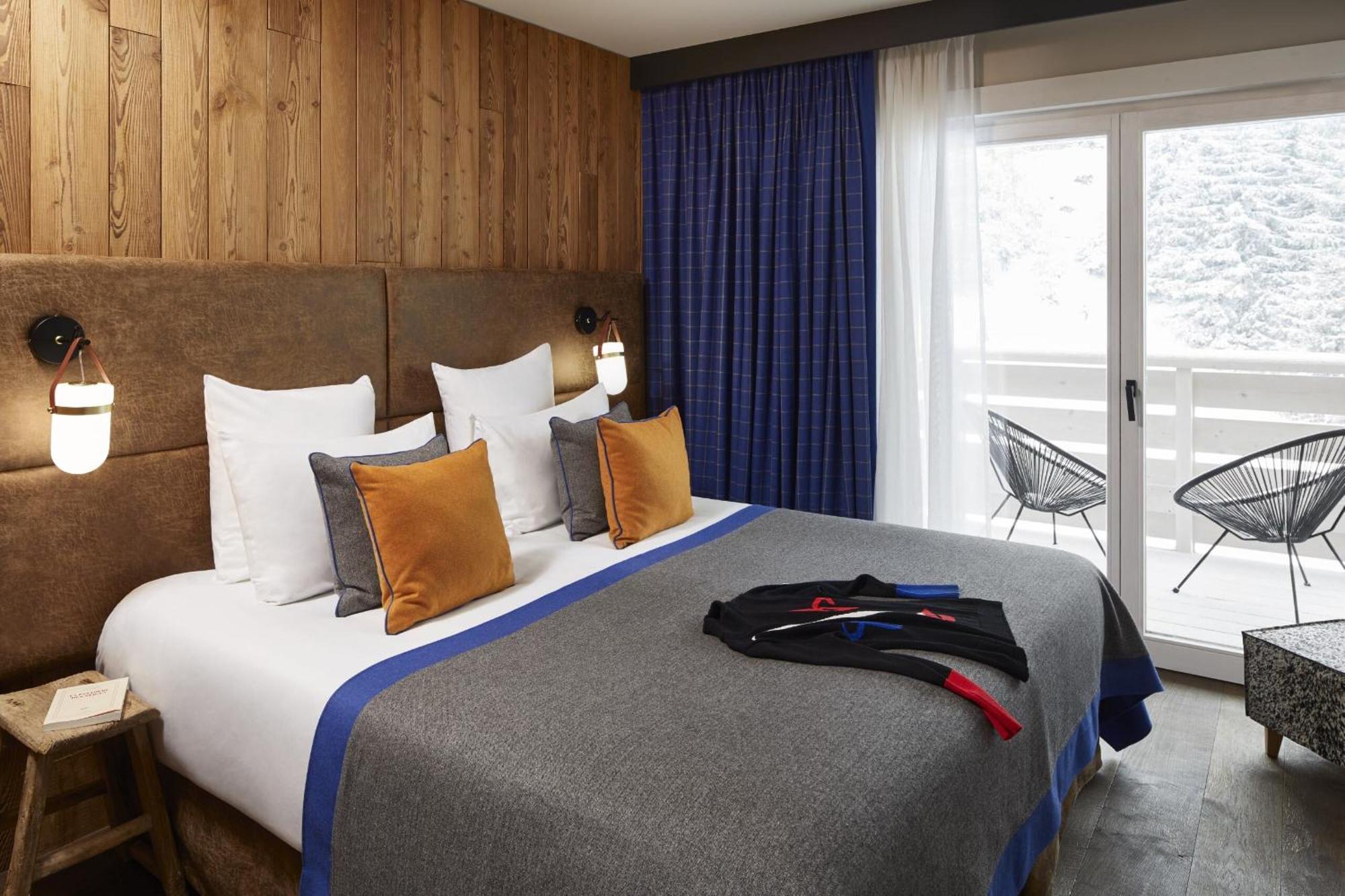 Ecrin Blanc Resort Courchevel - Aquapark Экстерьер фото