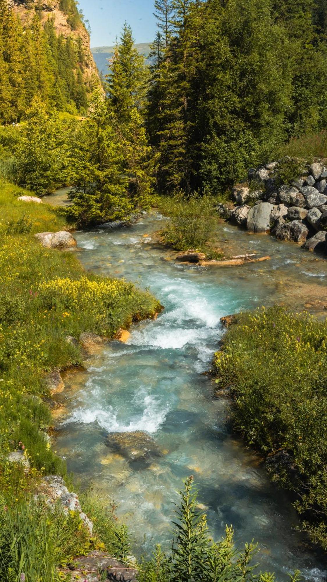 Ecrin Blanc Resort Courchevel - Aquapark Экстерьер фото